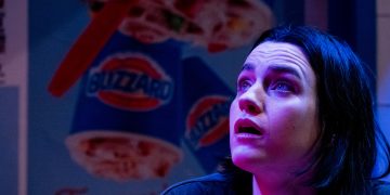 Theater Wit’s “Inanimate” – a Touching Love Story Between a Girl and a Dairy Queen Sign